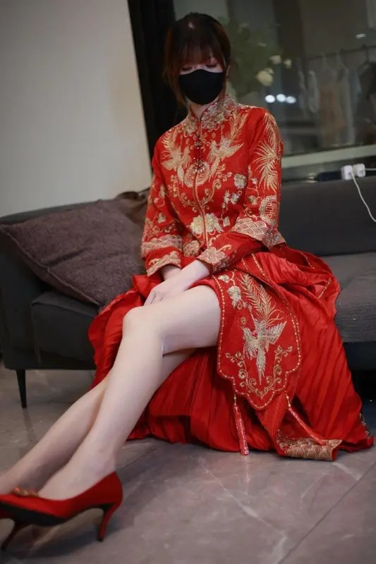 肉丝秀禾服 - 白龙猫女