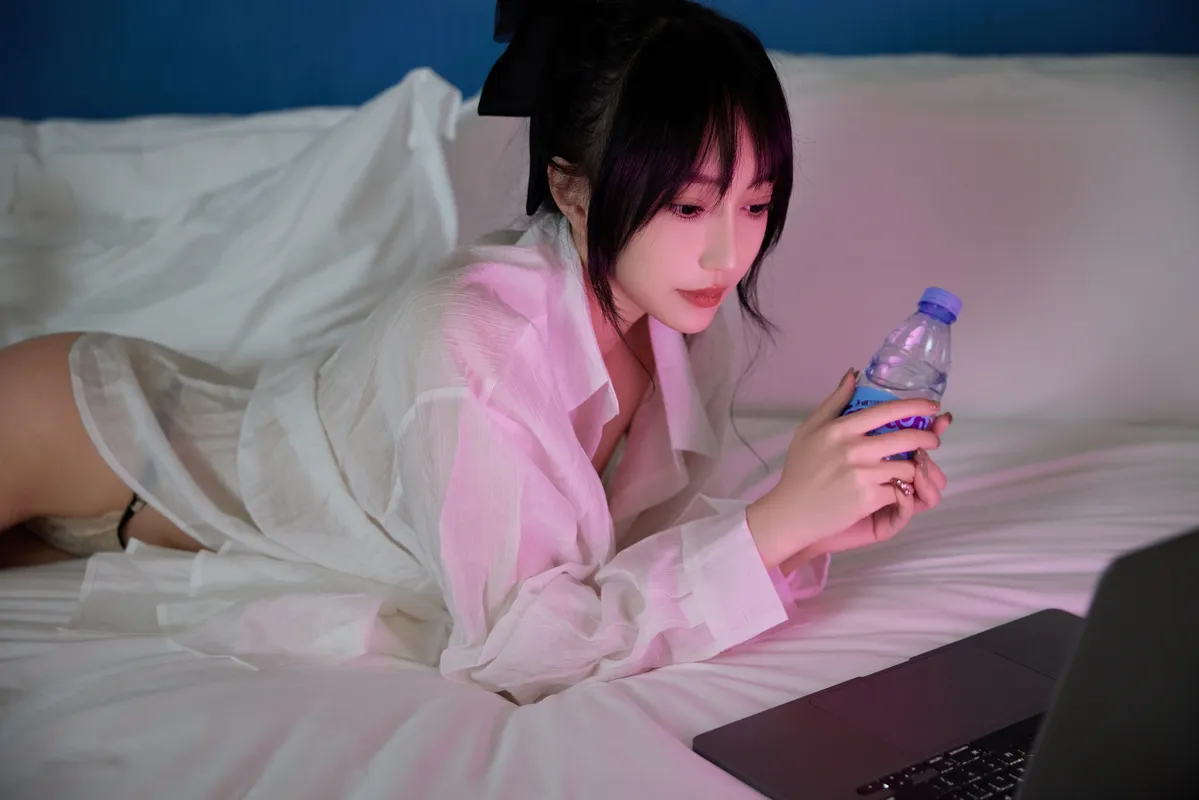 白衬衫 - 玥儿玥er